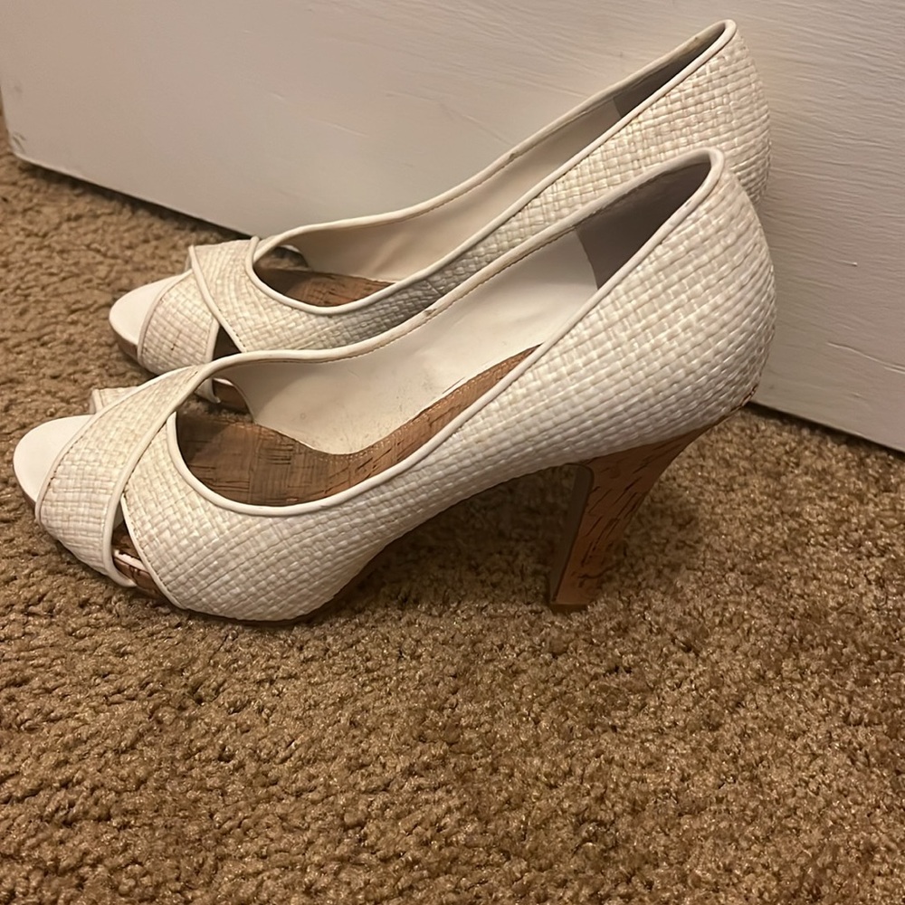 White and cork Nine West heels - Picture 2 of 3